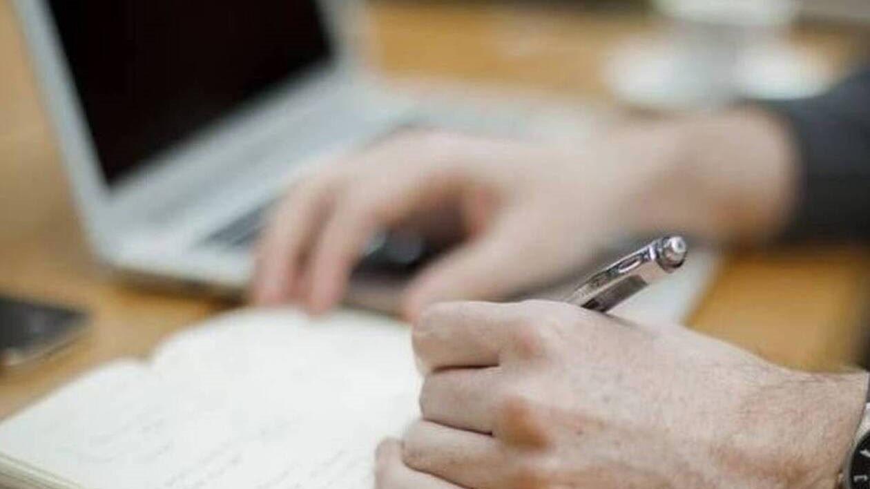 Lockdown στην Αττική: Τι θα ισχύσει για τηλεργασία, άδειες ειδικού σκοπού και πρόγραμμα “ΣΥΝ-ΕΡΓΑΣΙΑ”