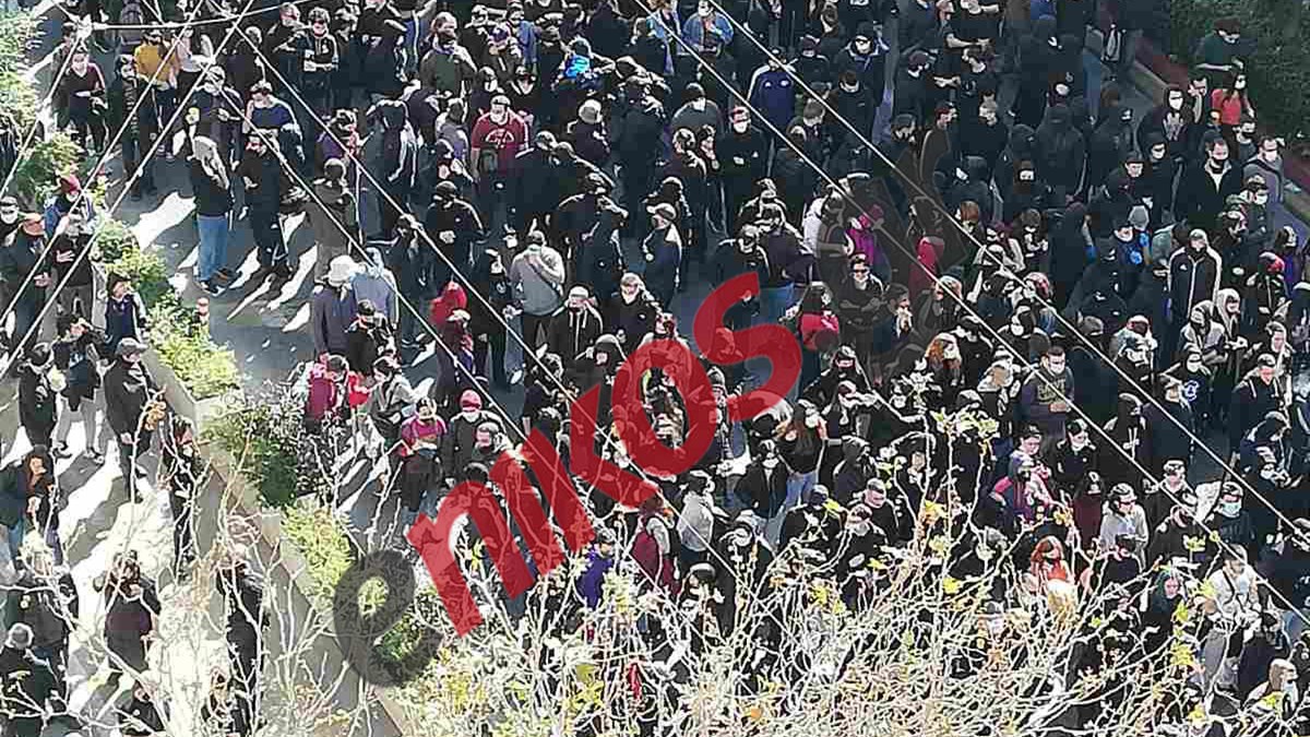 Πανεκπαιδευτικό συλλαλητήριο στην Αθήνα – Δείτε εικόνες από ψηλά – ΦΩΤΟ αναγνώστη