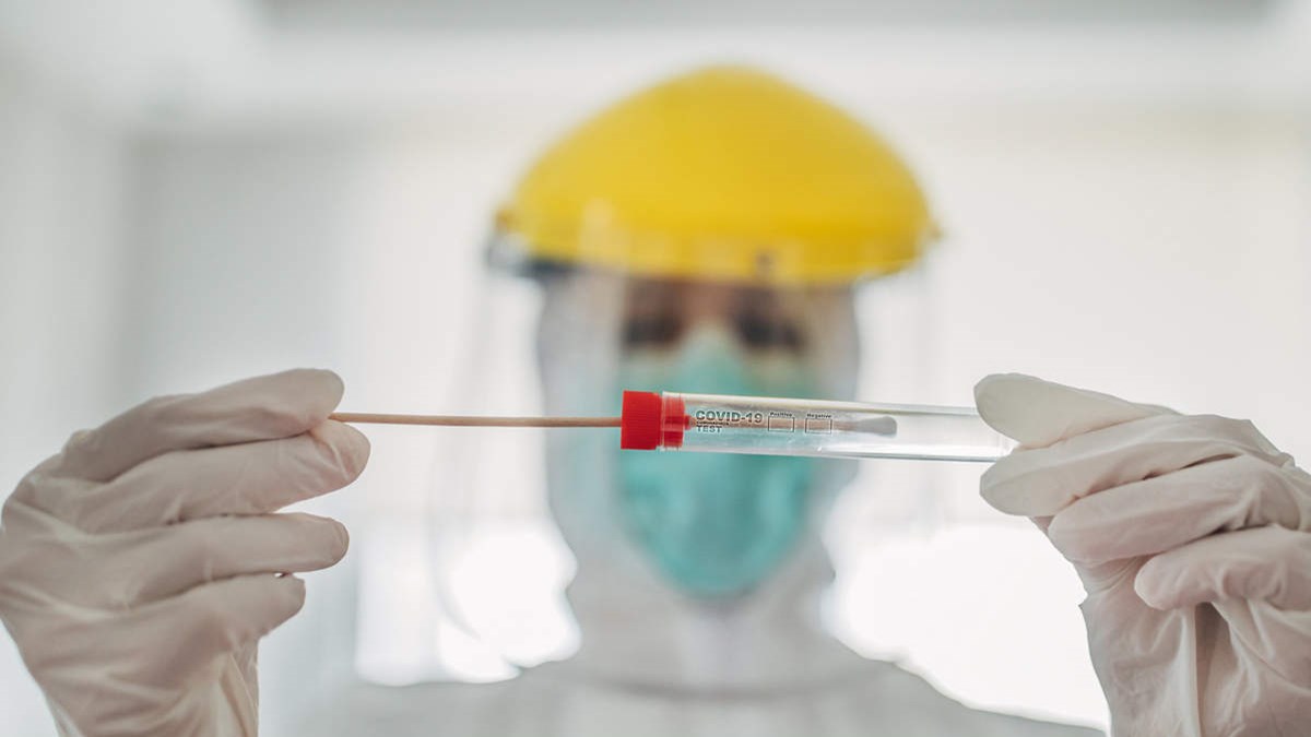 Έρχονται δωρεάν rapid test σε εργαζομένους – Πότε θα ανοίξει η πλατφόρμα για τις δηλώσεις