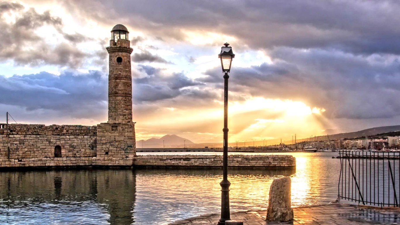 Ποιες περιοχές μπαίνουν στο “κόκκινο” – Παράταση των μέτρων σε Θεσσαλονίκη και Χαλκιδική