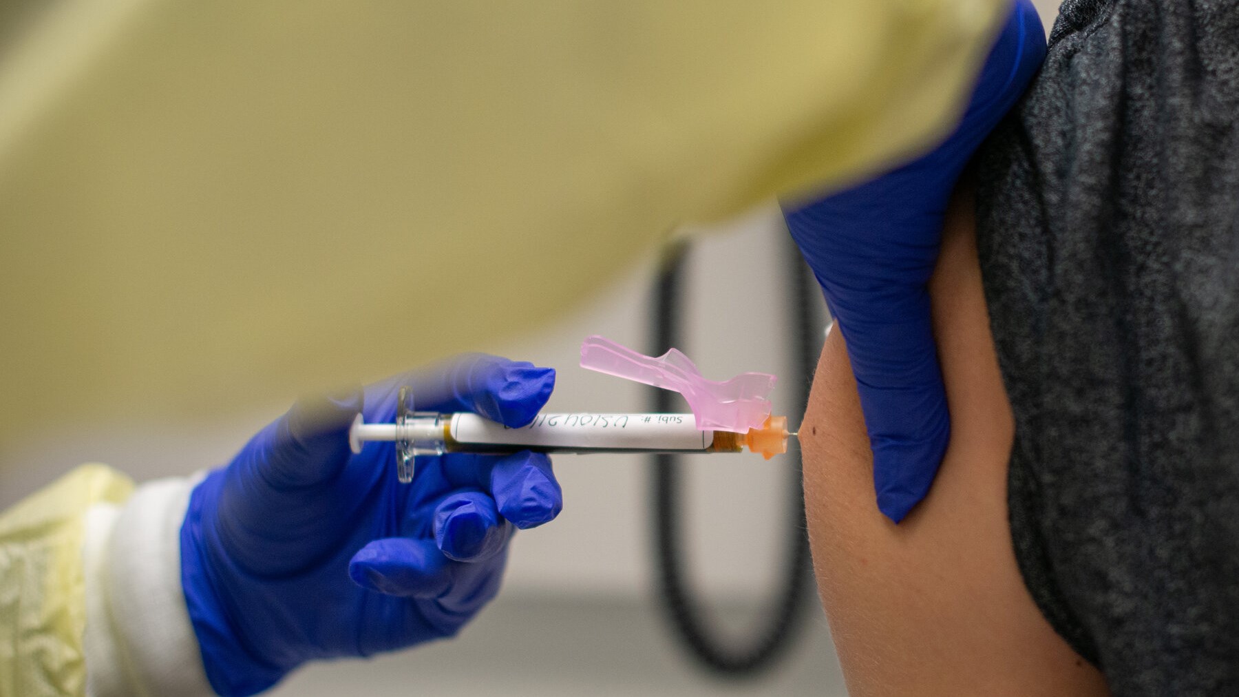 Εμβόλιο AstraZeneca: Το Πανεπιστήμιο της Οξφόρδης ξεκινά δοκιμές σε παιδιά – Ο στόχος της έρευνας