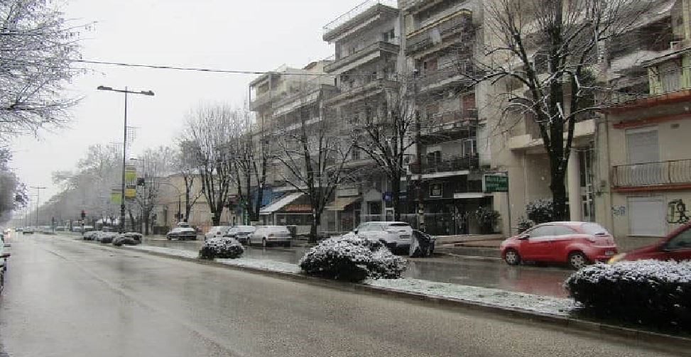 Κακοκαιρία “Μήδεια”: Σε λευκό κλοιό τα Ιωάννινα – ΦΩΤΟ