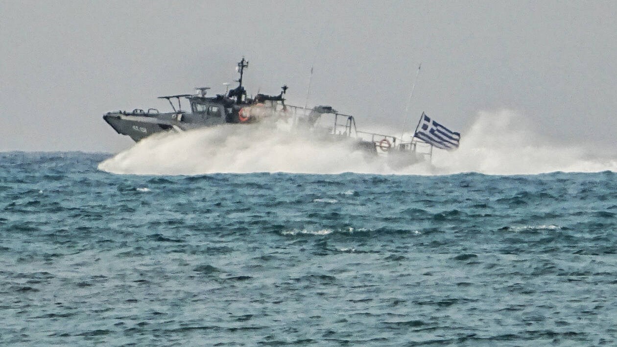 Συναγερμός στην Ύδρα: Αγνοείται εργαζόμενος σε ιχθυοκαλλιέργεια – Έπεσε στη θάλασσα