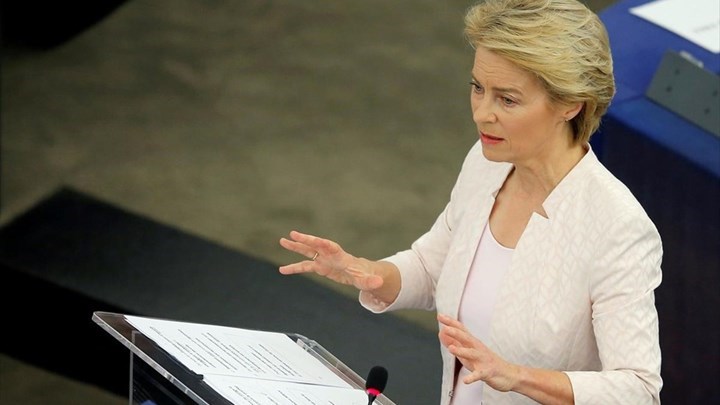 Κομισιόν για τα εμβόλια: Τα συμβόλαια πρέπει να είναι ευέλικτα για τις μεταλλάξεις -Αιχμές για τη Ρωσία