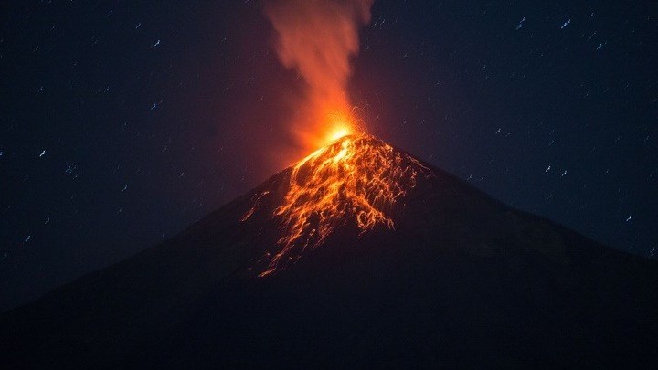 Γουατεμάλα: “Ξύπνησε” ξανά το ηφαίστειο Φουέγο