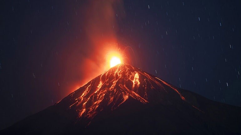 Γουατεμάλα: “Ξύπνησαν” ταυτόχρονα τρία ηφαίστεια