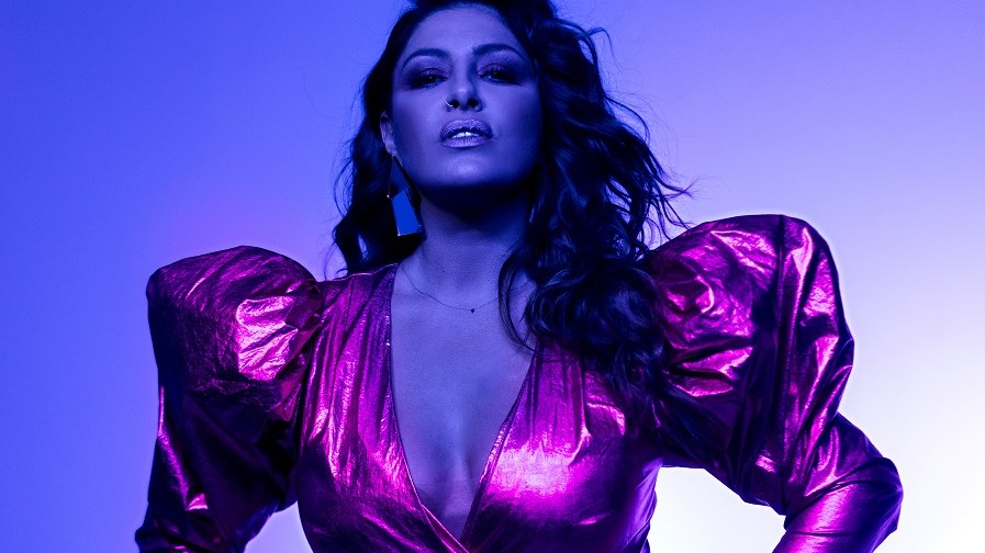 Έλενα Παπαρίζου: Μόλις κυκλοφόρησε το νέο “καυτό” βιντεοκλίπ – ΒΙΝΤΕΟ