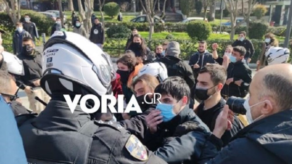 Θεσσαλονίκη: Αντιδράσεις για την επέμβαση των ΜΑΤ στην Πρυτανεία