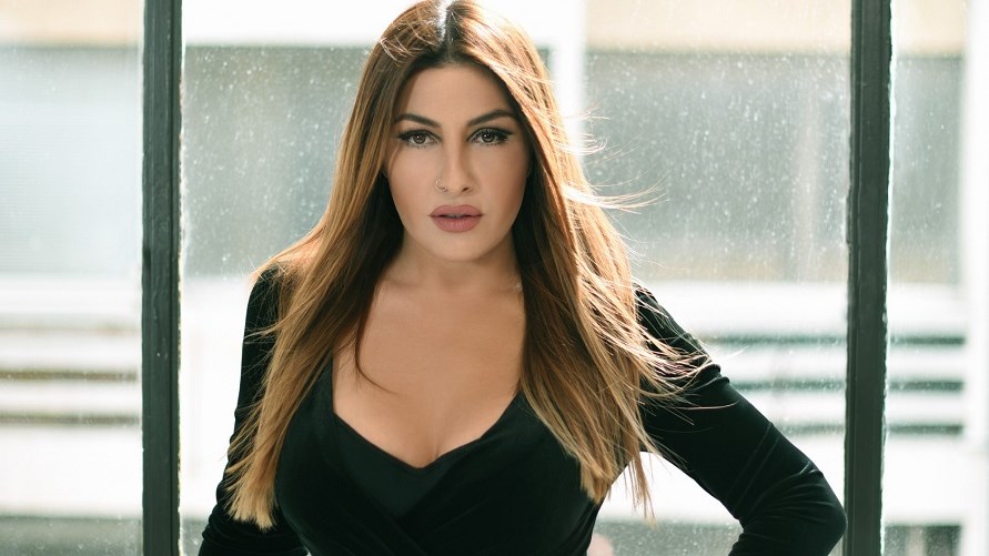 Έλενα Παπαρίζου: Στο δημοτικό βίασαν την 13χρονη κολλητή μου και άλλαξε για πάντα η ζωή της