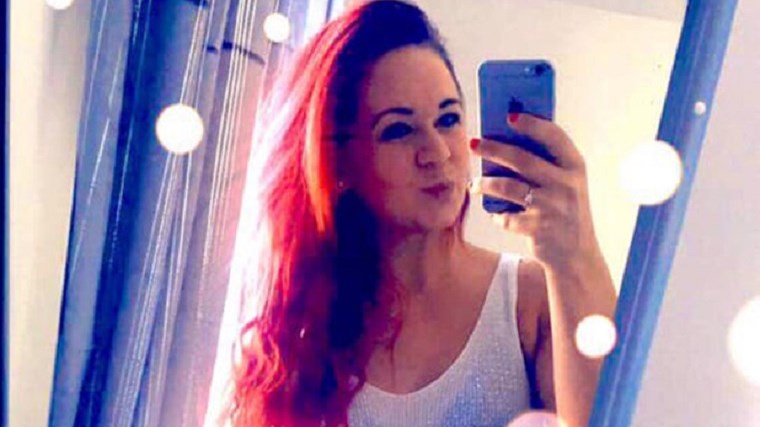 Τραγωδία στη Βρετανία: Αυτοκτόνησε πρωταθλήτρια pole dancing μέσα στην καραντίνα