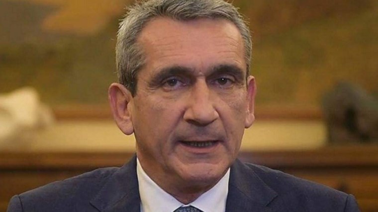 Περιφερειάρχης Νοτίου Αιγαίου: Τι απαντά στην είδηση ότι εμβολιάστηκε εκτός σειράς