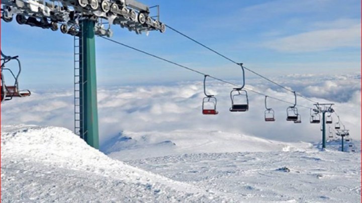 Στην Επιστρεπτέα Προκαταβολή τα χιονοδρομικά κέντρα και οι ιαματικές πηγές