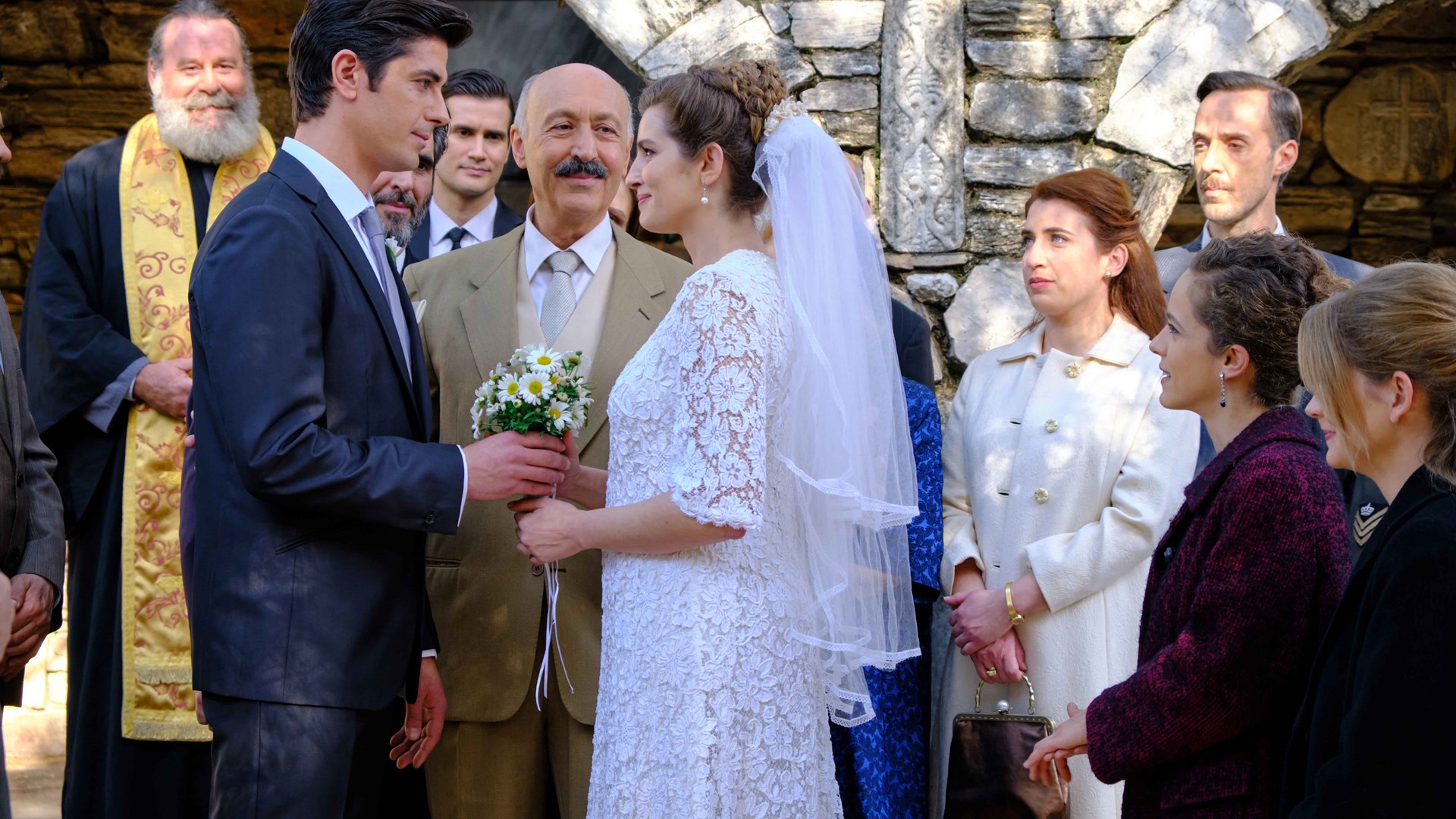 “Βόμβα” ευτυχίας στις Άγριες Μέλισσες: Τίποτα δεν δείχνει ικανό να σκιάσει αυτήν τη μέρα – Ή μήπως όχι;