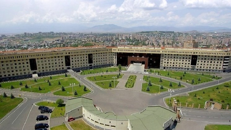 Απόπειρα πραξικοπήματος στην Αρμενία – Ο Στρατός κάλεσε τον Πρωθυπουργό να παραιτηθεί