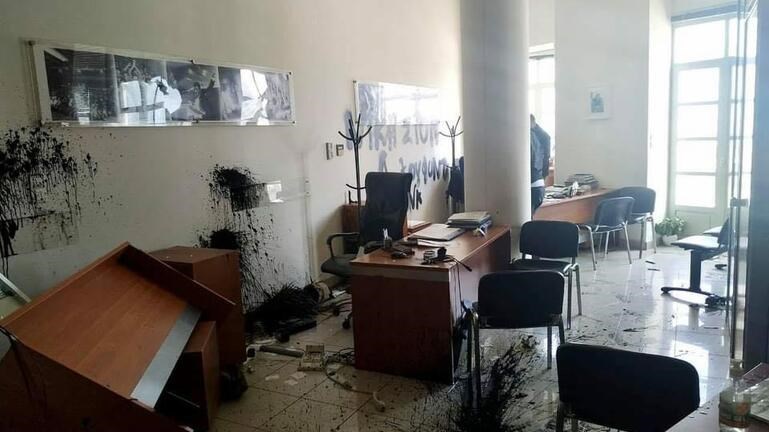 Επίθεση στο γραφείο του Λευτέρη Αυγενάκη στο Ηράκλειο – ΦΩΤΟ