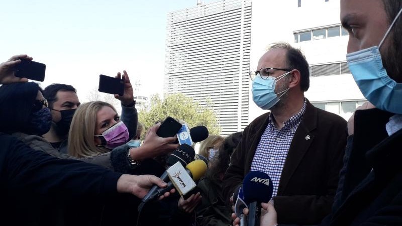 Θεσσαλονίκη: Τέλος από την παράταξη Ζέρβα ο Τσαβλής για τους εμβολιασμούς εκτός σειράς – Τι υποστηρίζει ο ίδιος