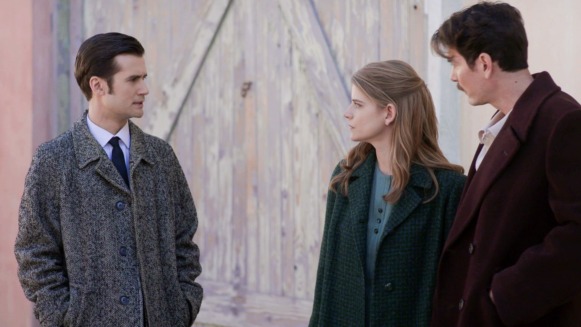 Άγριες Μέλισσες:  Θα καταφέρουν να φύγουν πριν καταλάβουν ο Κωνσταντής και η Δρόσω το σχέδιό τους;