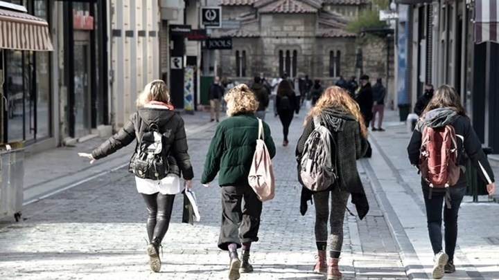 13032: Πότε και πώς θα λειτουργήσει ο νέος αριθμός για τις μετακινήσεις για αγορές – Τι είπε ο Γεωργαντάς