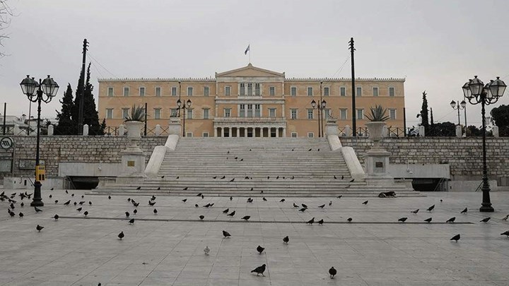 Παράταση lockdown σε Αττική και Θεσσαλονίκη – Αυτές είναι οι περιοχές που μπαίνουν στο “βαθύ κόκκινο”
