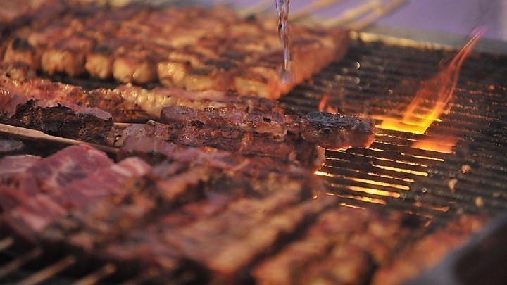 Γιατί ψήνουμε την Τσικνοπέμπτη