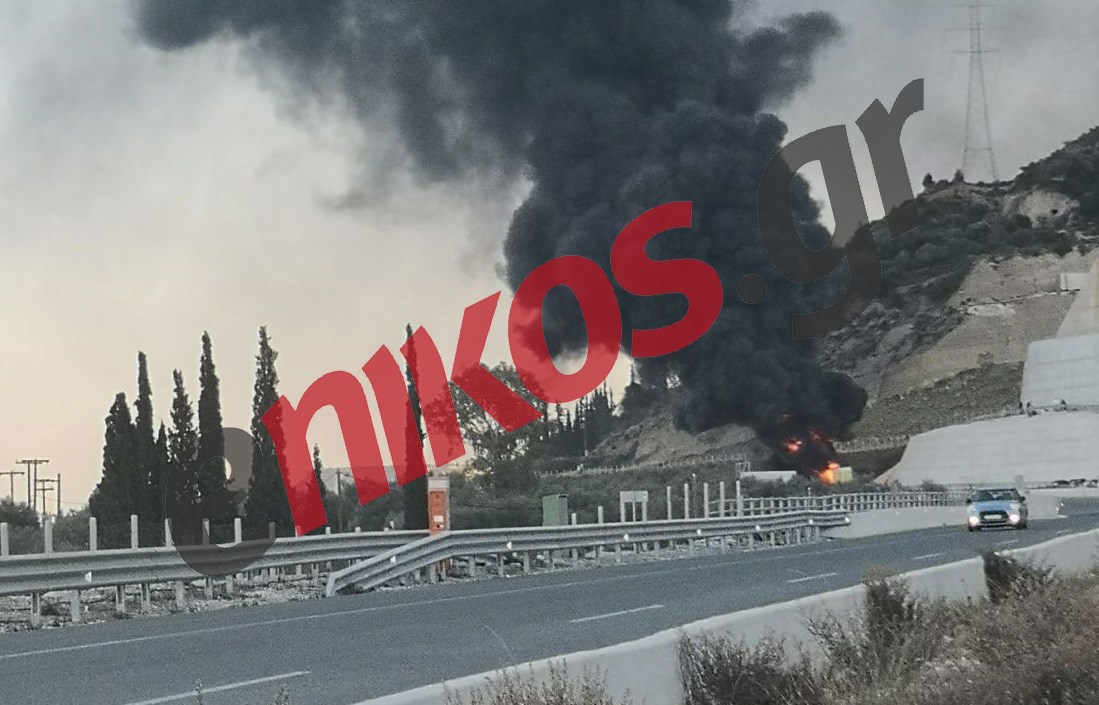 Στις φλόγες νταλίκα στην Κορίνθου Πατρών – ΦΩΤΟ αναγνώστη