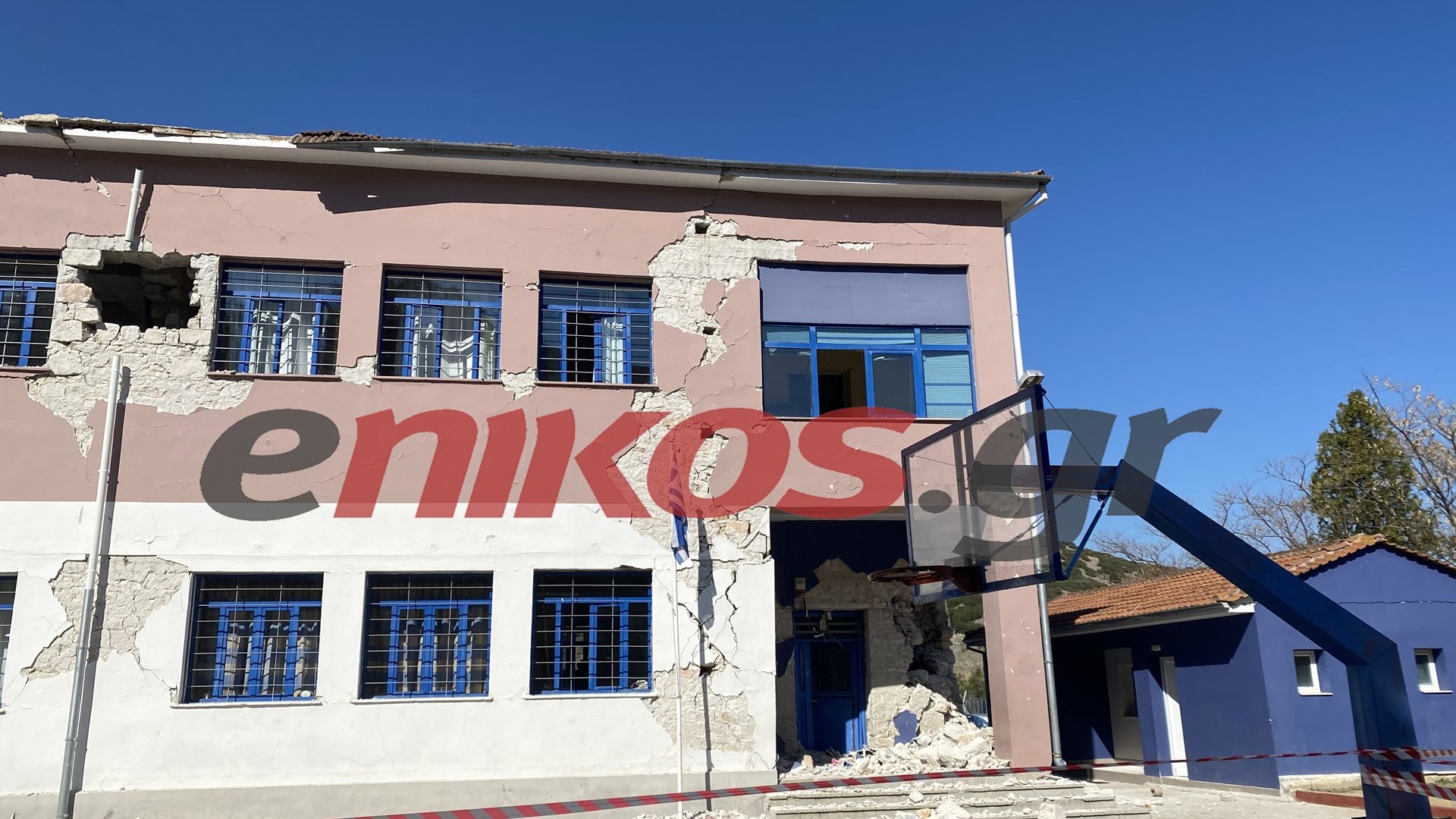 Σεισμός στην Ελασσόνα: Σοβαρές ζημιές στο σχολείο και 150 σπίτια στο Δαμάσι – ΒΙΝΤΕΟ