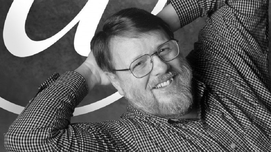 Ρέι Τόμλινσον: Ποιος ήταν ο πατέρας των e-mail και του “@” – ΦΩΤΟ – ΒΙΝΤΕΟ