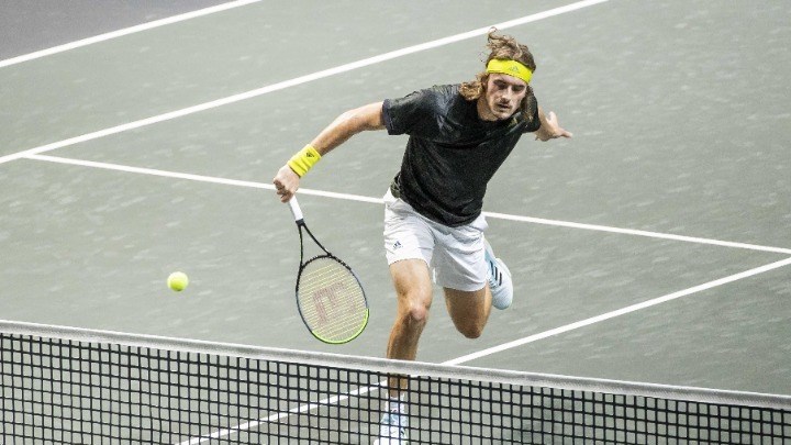 Τσιτσιπάς: Με ανατροπή στα ημιτελικά του Rotterdam Open και στο Νο 5 της παγκόσμιας κατάταξης