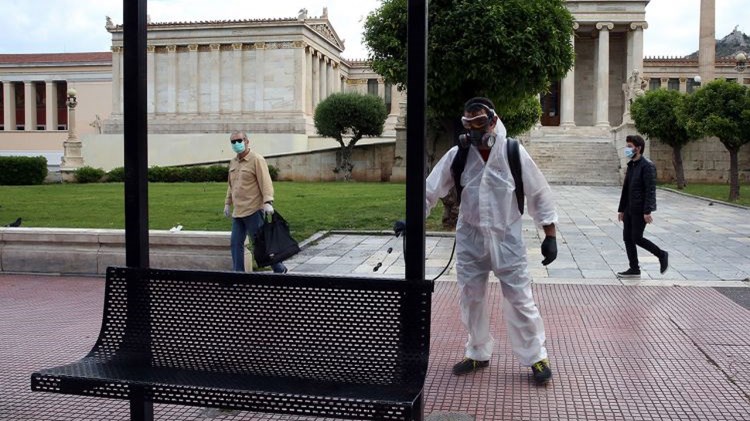 Κορονοϊός: Προβληματίζουν τα κρούσματα στην Αττική – Σε ποιες περιοχές εντοπίζονται