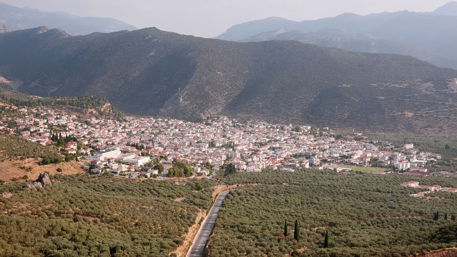 Σε σκληρό lockdown Φωκίδα και Ανώγεια – Για ποιες περιοχές έκρουσε “καμπανάκι” ο Χαρδαλιάς