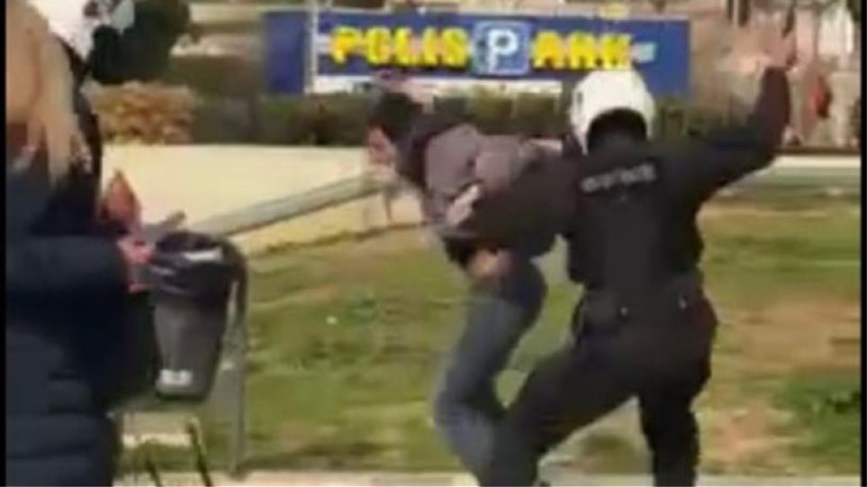 Νέα Σμύρνη: Εισαγγελική παρέμβαση για τα επεισόδια και τον ξυλοδαρμό πολίτη από αστυνομικούς