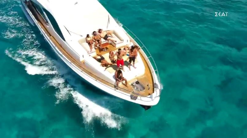 Survivor: Το ξέφρενο πάρτι των Μπλε σε πολυτελές σκάφος – ΒΙΝΤΕΟ