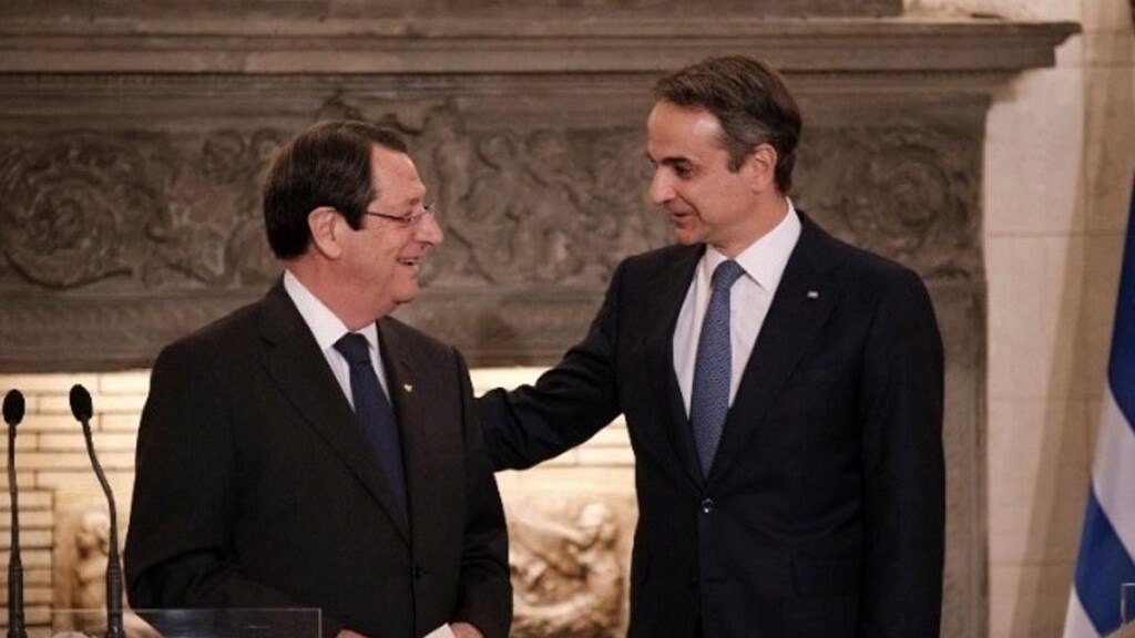 Τηλεφωνική επικοινωνία Μητσοτάκη – Αναστασιάδη: Στο επίκεντρο η άτυπη διάσκεψη για το Κυπριακό