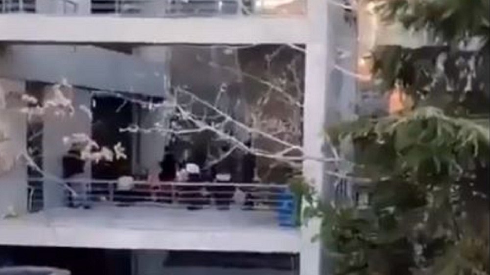 Τσικνοπέμπτη: Το κορονοπάρτι σε χώρο της πρώην Helexpo – Τι λέει ο ΣΥΡΙΖΑ, ποιον “δείχνει” ο Χαρδαλιάς