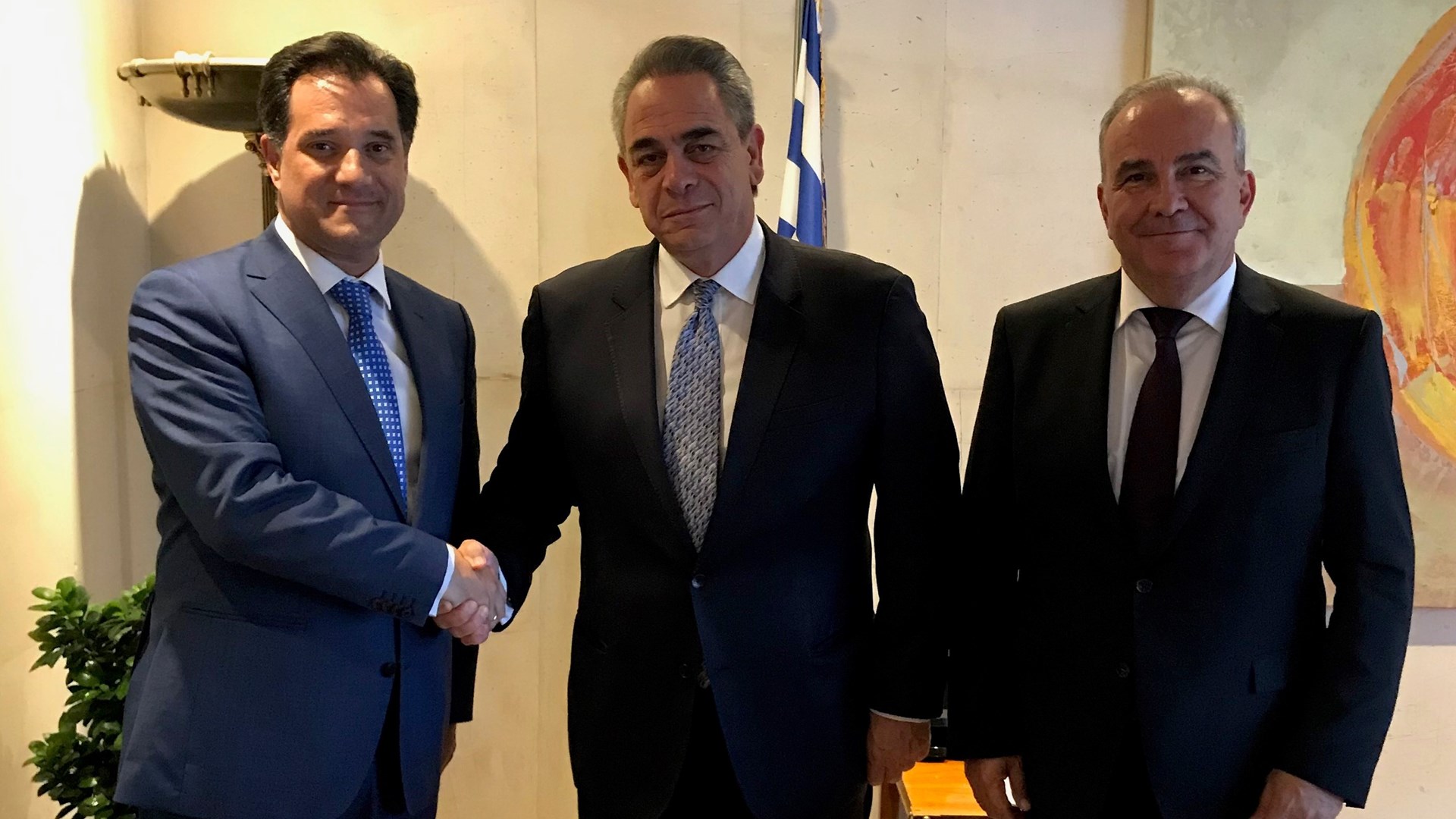 Κορονοϊός: Επιστολή Μίχαλου σε Γεωργιάδη – Παπαθανάση για την ενίσχυση των πληττόμενων επιχειρήσεων