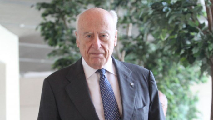 Πέθανε ο τραπεζίτης Γιάννης Κωστόπουλος