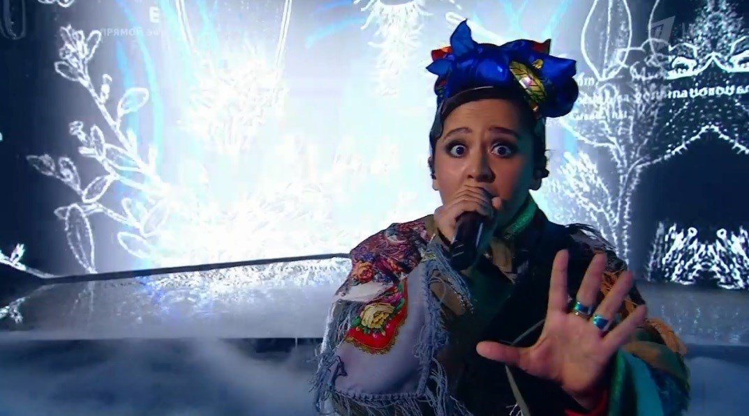 Μανίζια: Μια “Ρωσίδα Γυναίκα” στη Eurovision – Ποια είναι η ακτιβίστρια από το Τατζικιστάν