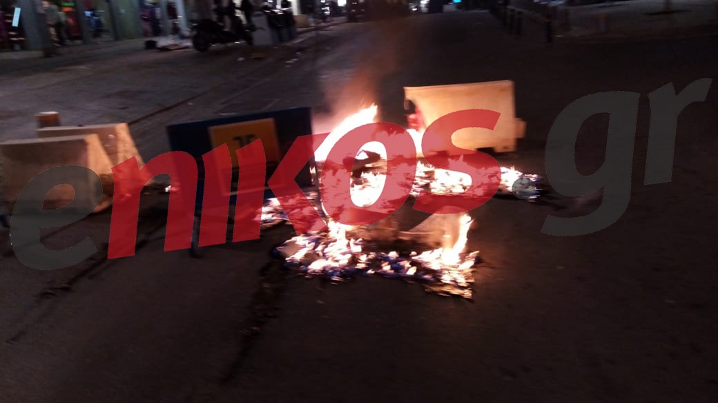 Νέα Σμύρνη: Τέσσερις οι τραυματίες αστυνομικοί