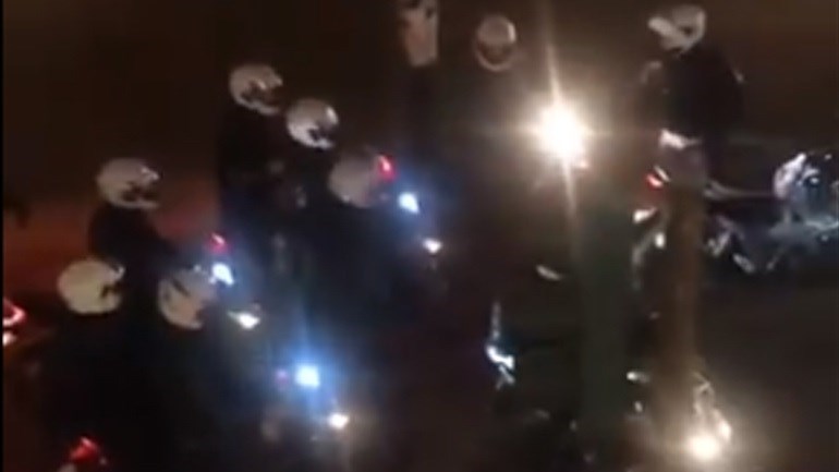 Νέα Σμύρνη: Η αντίδραση αστυνομικών όταν μαθαίνουν για τον τραυματισμό του συναδέλφου τους