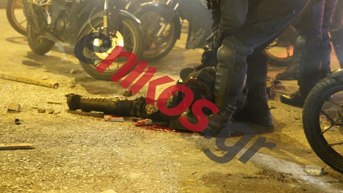 Ο “πόλεμος” στη Νέα Σμύρνη σε φωτογραφίες και ΒΙΝΤΕΟ – Τραυματίες και ζημιές