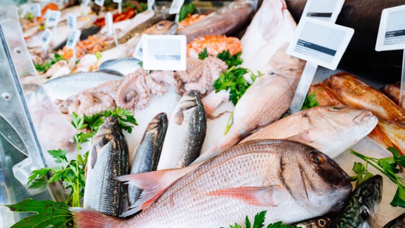 Lockdown: Ποια καταστήματα θα λειτουργήσουν σήμερα και την Καθαρά Δευτέρα