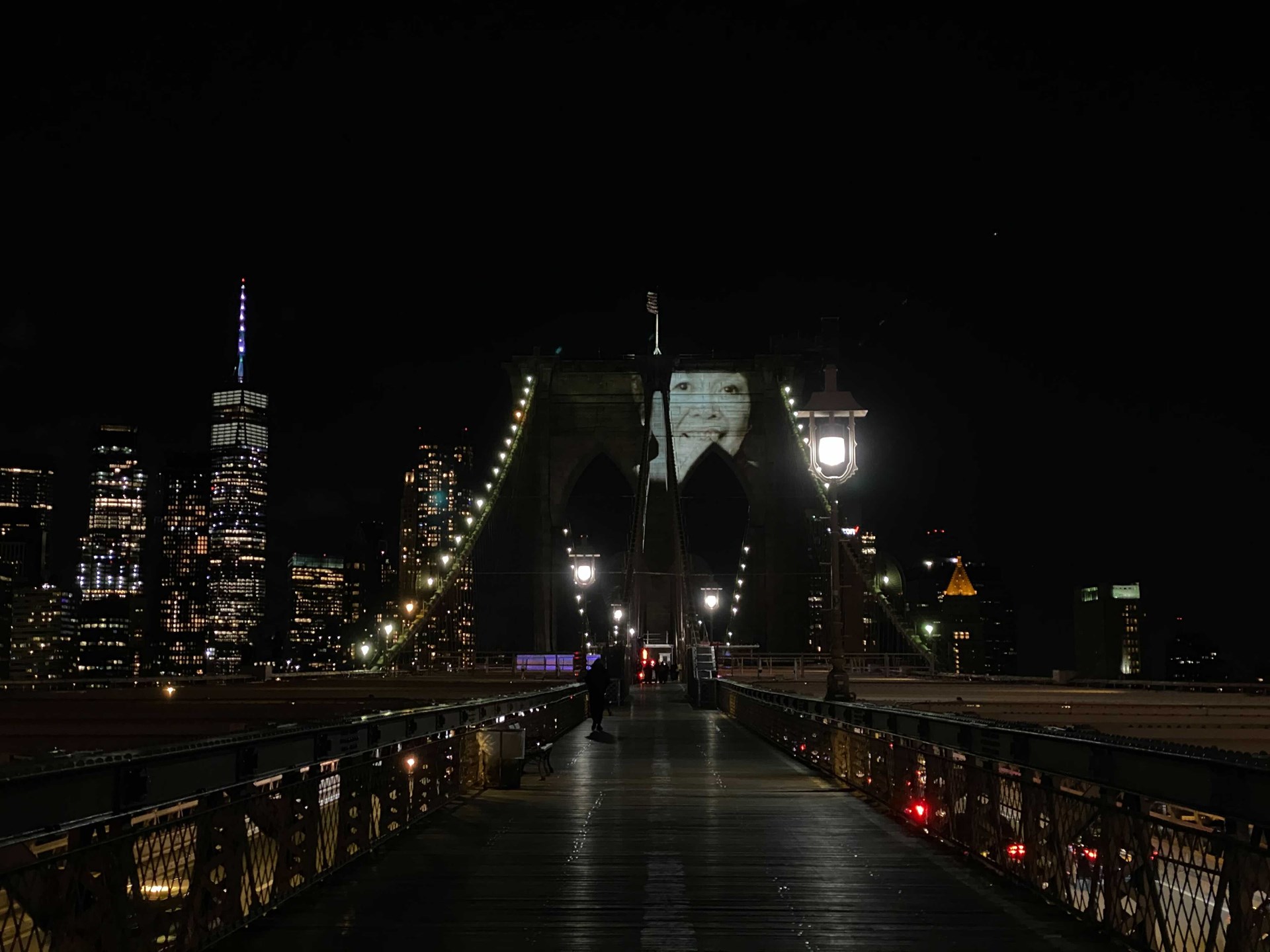 Κορονοϊός: Η Νέα Υόρκη τίμησε τους 30.000 νεκρούς της από την Covid-19 – ΦΩΤΟ – ΒΙΝΤΕΟ