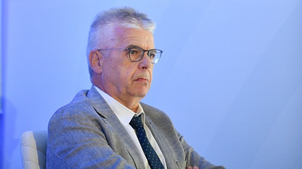 Γώγος: Πότε αναμένεται να ξεκινήσει η άρση των μέτρων – Τι είπε για τον ρόλο του “self testing”