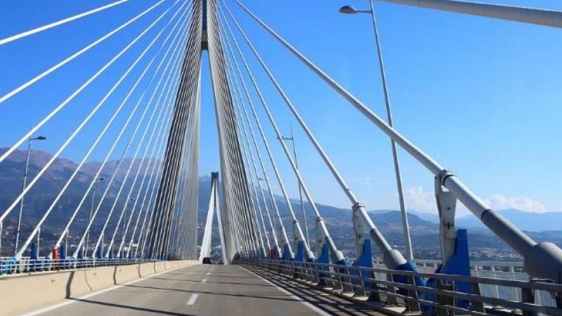 Τραγωδία στη Χαλκίδα: Νεκρός 63χρονος που έπεσε με το αυτοκίνητο από την υψηλή γέφυρα