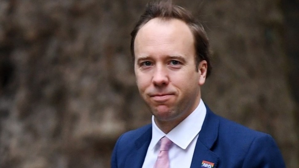 Υπουργός Υγείας Βρετανίας: Το εμβόλιο της AstraZeneca είναι ασφαλές