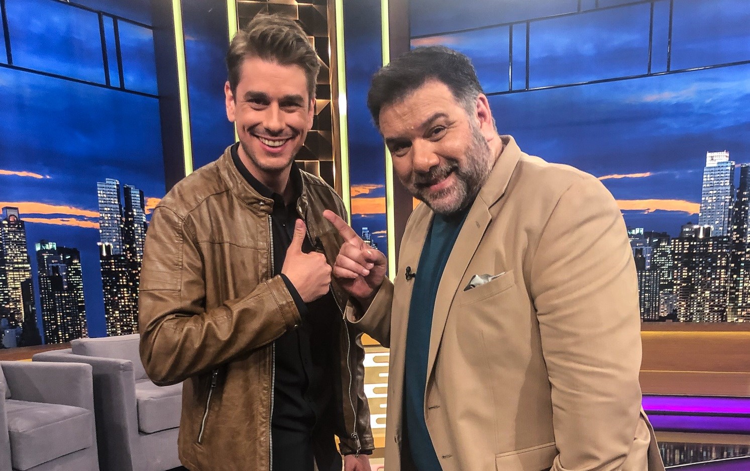 Θοδωρής Φραντζέσκος: Ο γνωστός ηθοποιός μιλά για τη μετάβασή του από το δράμα στην κωμωδία – ΒΙΝΤΕΟ