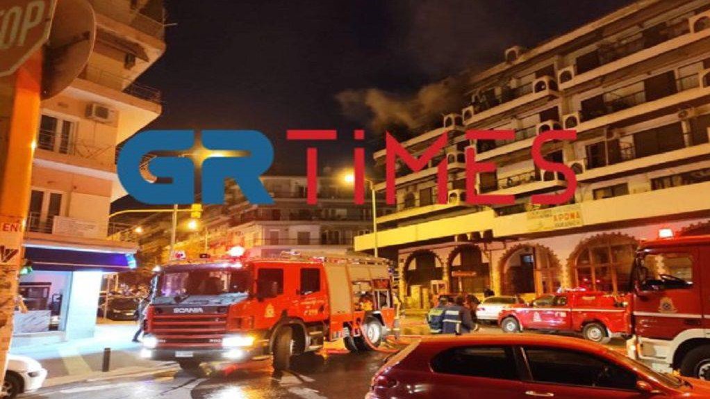 Αναστάτωση στη Θεσσαλονίκη: Πυρκαγιά σε διαμέρισμα – Πρόλαβε και βγήκε η ένοικος – ΦΩΤΟ – ΒΙΝΤΕΟ