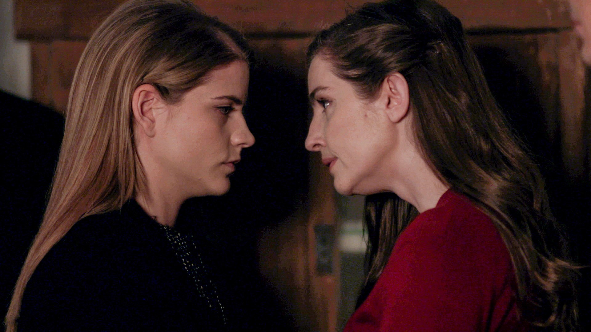 Άγριες Μέλισσες: Διαφάνι 1920 – Μια πλεκτάνη και ένας φόνος η αρχή του κακού για τους Σεβαστούς