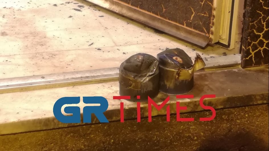 Θεσσαλονίκη: Έκρηξη από γκαζάκια στην είσοδο πολυκατοικίας