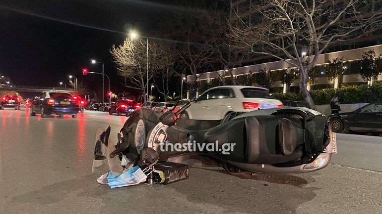 Θεσσαλονίκη: Αυτοκίνητο παρέσυρε και εγκατέλειψε μοτοσικλετιστή – ΦΩΤΟ – ΒΙΝΤΕΟ
